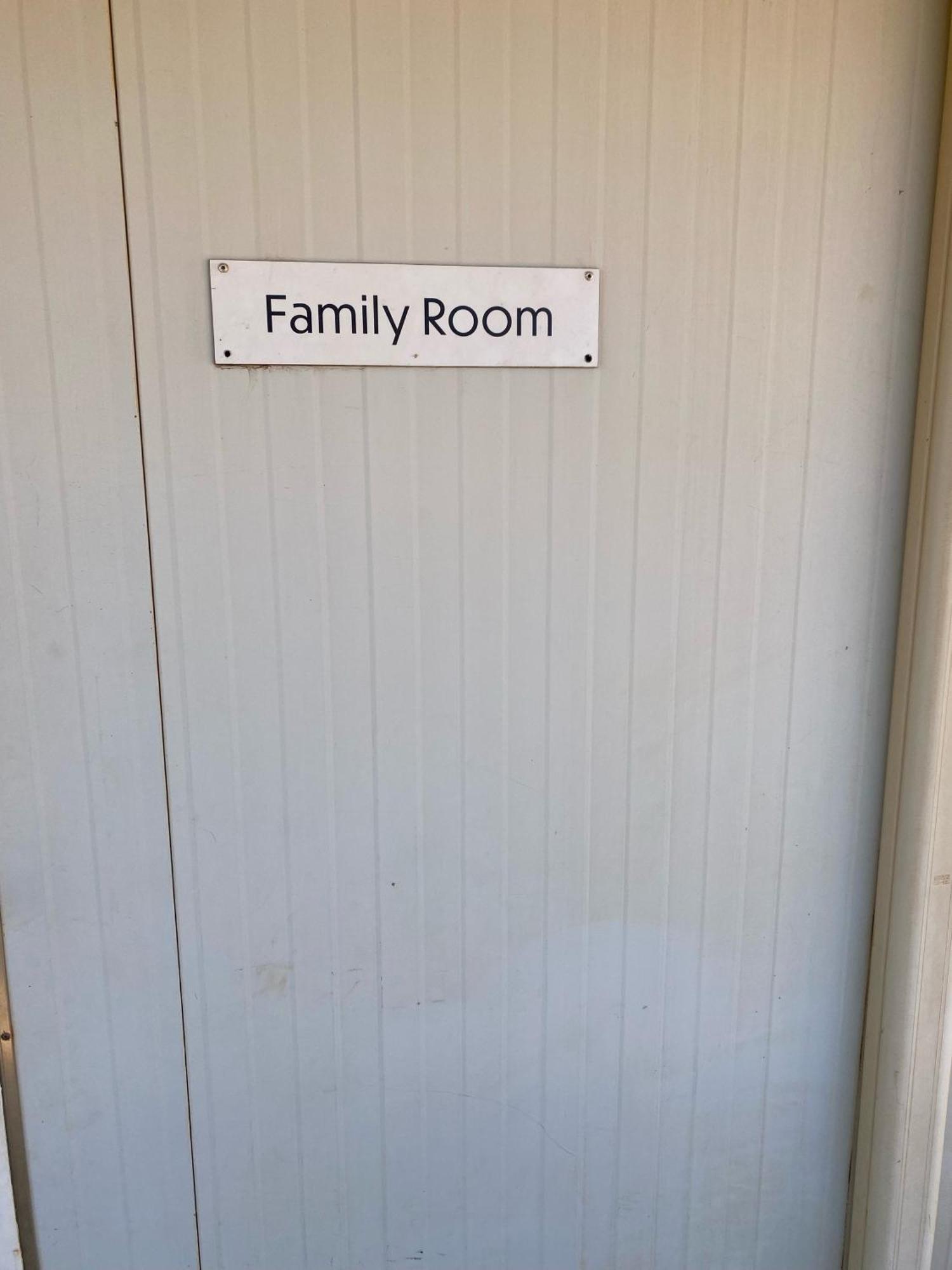 Cue Motel * Cue